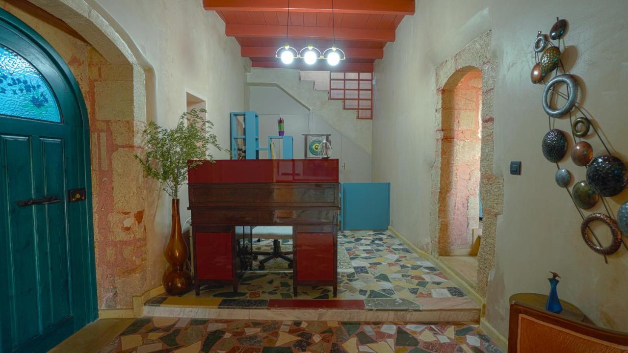 Youth Of Dope Supreme Hostel Khordhákion المظهر الخارجي الصورة